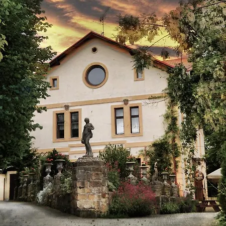 Pensjonat U Zlate Brany Cesky Raj Wellness